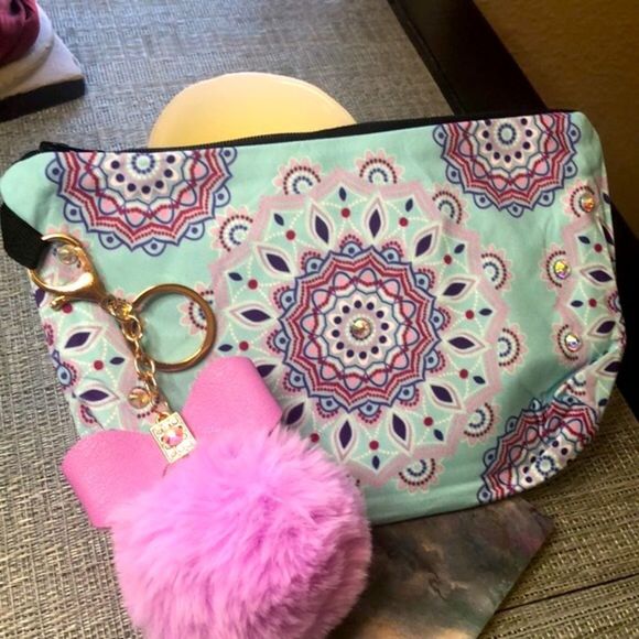#84a NWOT Swarovski Crystal Bag & Lavender Pom Pom Keychain 👛☯️ *one of a kind* - Picture 1 of 17